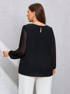 Blusa Plus Size Manga Longa com Manga Transparente