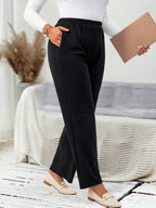 Calça Plus Size Reta com Cintura Elástica