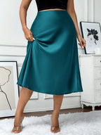 Saia Plus Size Midi em Cetim 