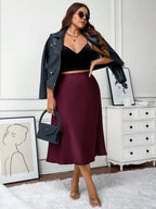 Saia Plus Size Midi em Cetim 