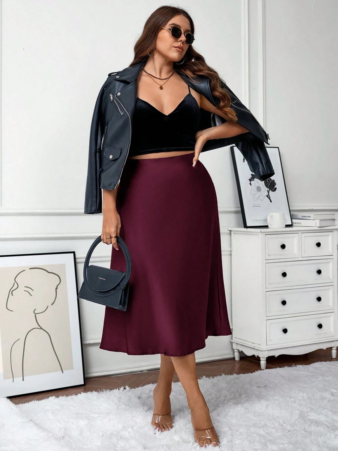 Saia Plus Size Midi em Cetim 