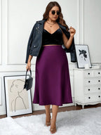 Saia Plus Size Midi em Cetim