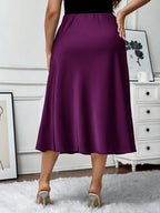 Saia Plus Size Midi em Cetim 