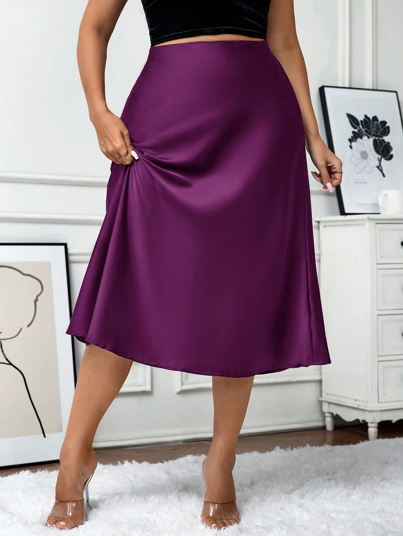 Saia Plus Size Midi em Cetim 