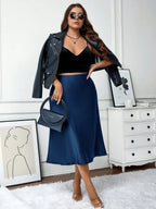 Saia Plus Size Midi em Cetim 