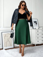 Saia Plus Size Midi em Cetim 
