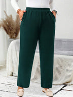 Calça Plus Size Reta com Cintura Elástica