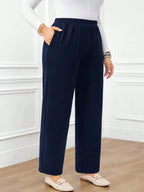 Calça Plus Size Reta com Cintura Elástica