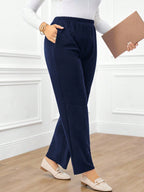 Calça Plus Size Reta com Cintura Elástica