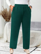 Calça Plus Size Reta com Cintura Elástica
