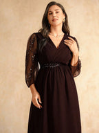 Vestido Plus Size Longo Elegante Bordado Meia Manga