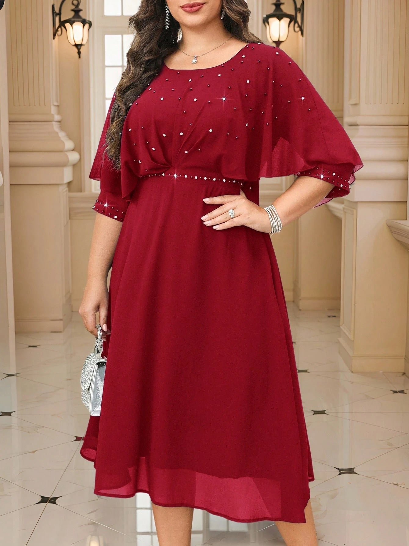 Vestido Plus Size Midi Festa com Brilho em Chiffon