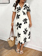 Vestido Plus Size Midi Floral Decote V
