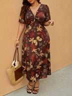 Vestido Plus Size Midi Floral Decote V
