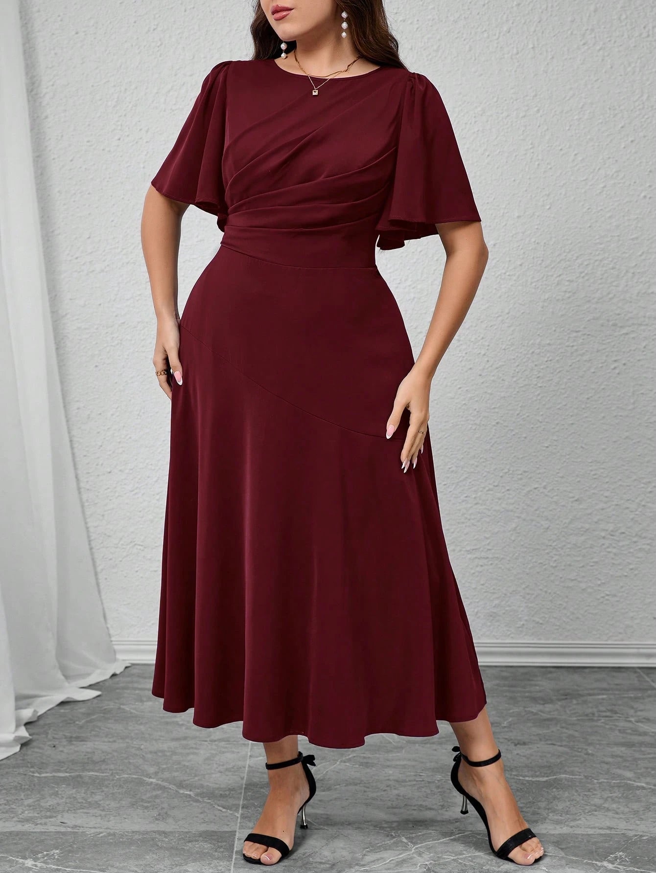 Vestido Plus Size Midi Social Elegante