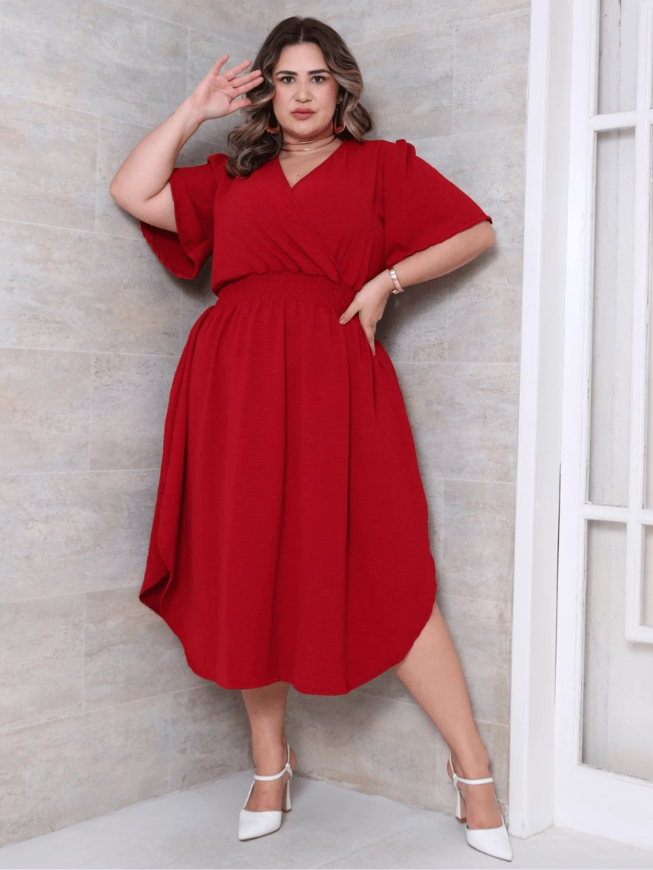 Vestido Plus Size Midi Transpassado Manga Curta