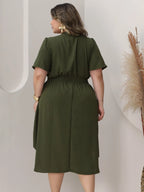Vestido Plus Size Midi Transpassado Manga Curta