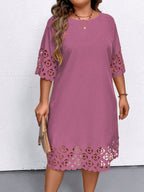 Vestido Plus Size Midi Vazado Meia Manga