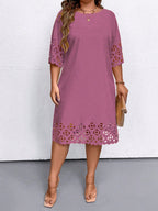 Vestido Plus Size Midi Vazado Meia Manga