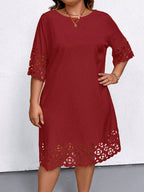 Vestido Plus Size Midi Vazado Meia Manga